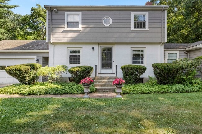 Building Photo - 216 Claybrook Rd