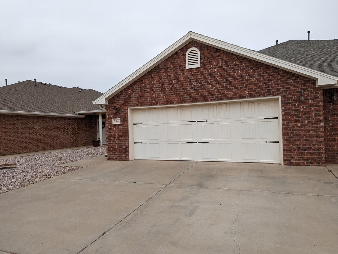 6302 79th St, Lubbock, TX 79424 - Townhome Rentals in Lubbock TX ...