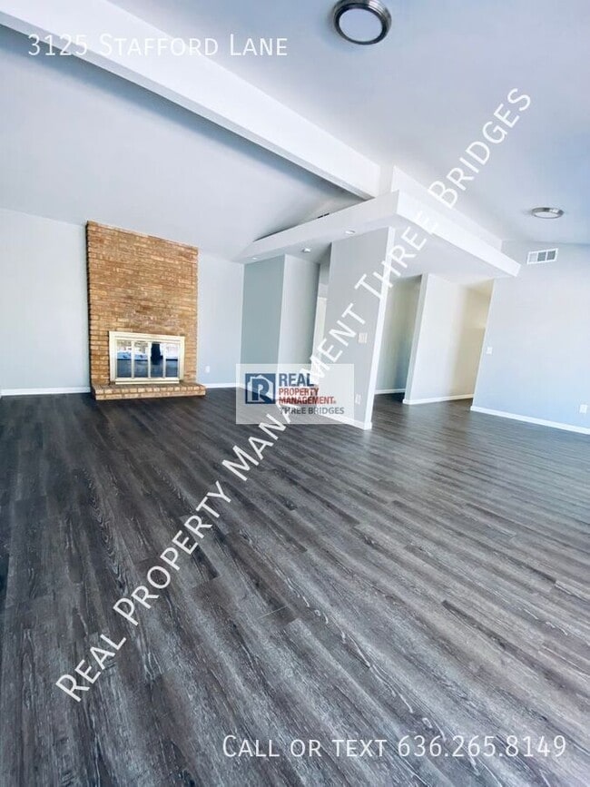Foto del edificio - 3125 Stafford Ln