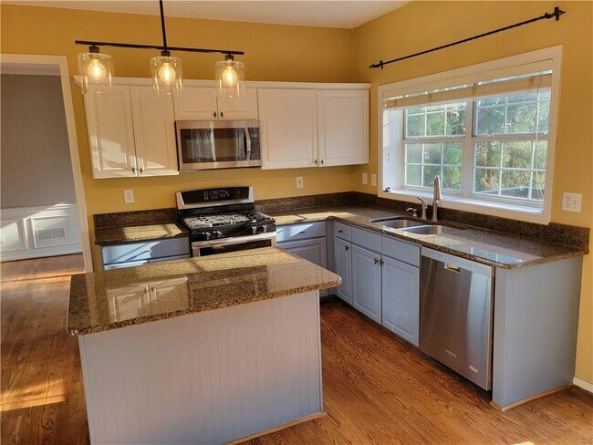 Foto del edificio - 3925 Barberry Ct