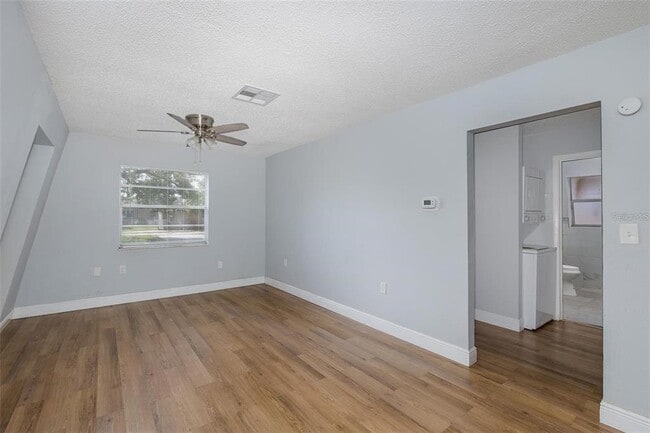 Foto del edificio - 5752 Virginia Ave