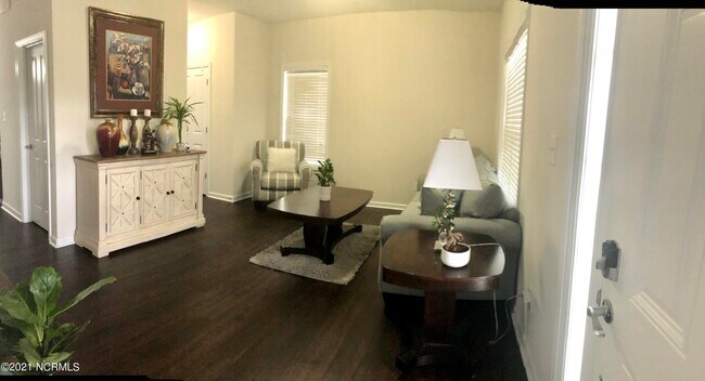 Foto del edificio - 207 Craftsman Dr