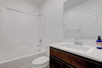 Building Photo - 4603 Sapphire Crst Ave