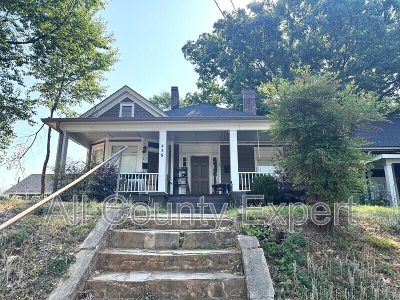 Photo - 438 Cherokee Ave SE
