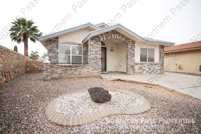 Building Photo - Great 3 Bedroom Home near Fort Bliss!