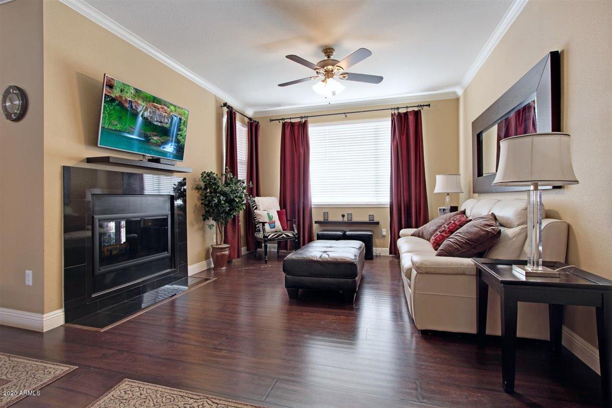 Foto principal - 7009 E Acoma Dr
