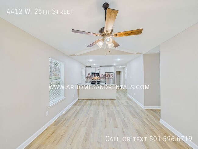 Foto del edificio - 4412 W 26th St