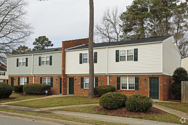 Hickory Point Apartments Newport News