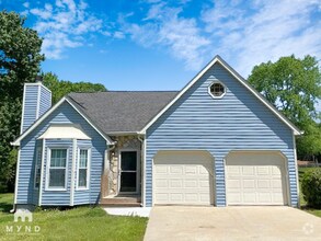 Building Photo - 1380 Paddocks Way