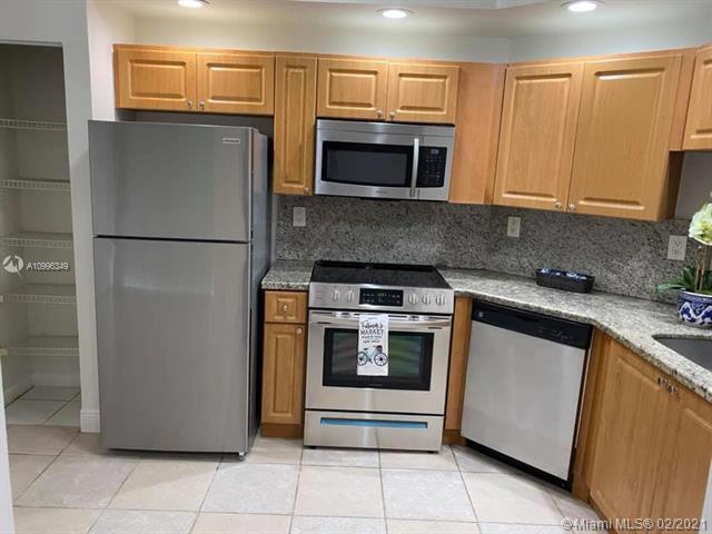 Foto del edificio - 8819 SW 130th Pl