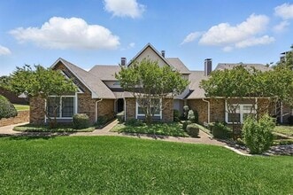 Building Photo - 2800 Keller Springs Rd