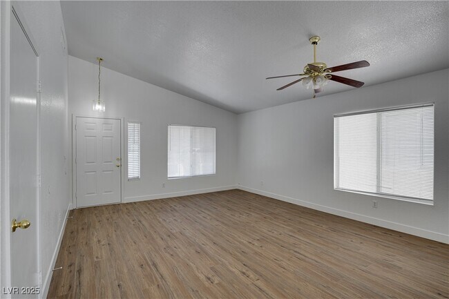 Foto del edificio - 10046 Catseye Cove Ct