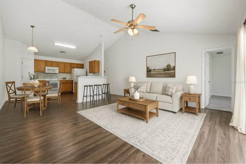 Foto principal - 70 Red Mill Dr