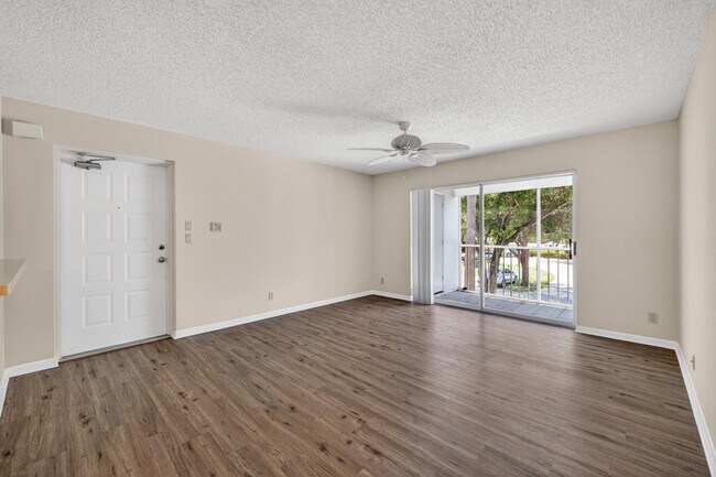 Foto del edificio - 2512 SE Anchorage Cove