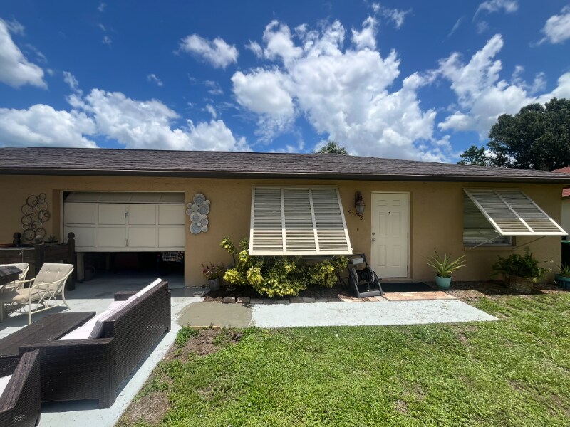Foto principal - 615 110th Ave N