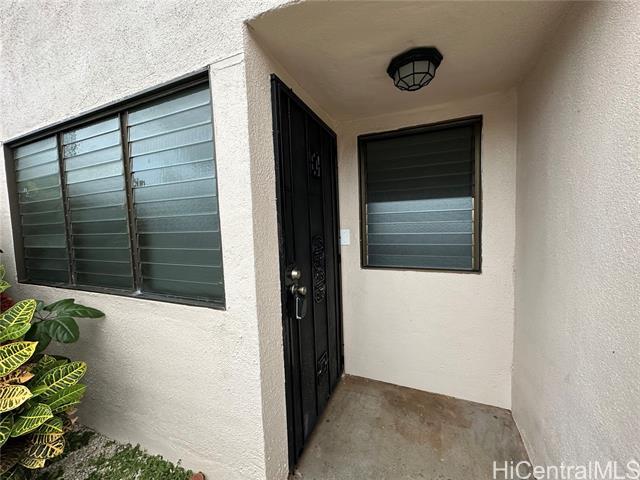 Foto del edificio - 98-330-330 Kaonohi St