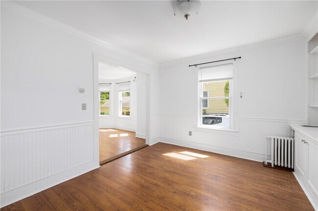 Building Photo - 272 Boulevard