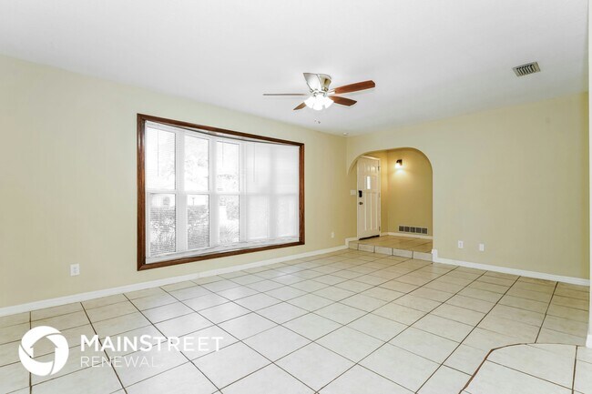 Foto del edificio - 208 Brittany Ave