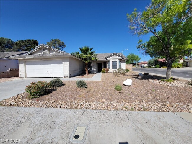 Building Photo - 149 Cologne Ct