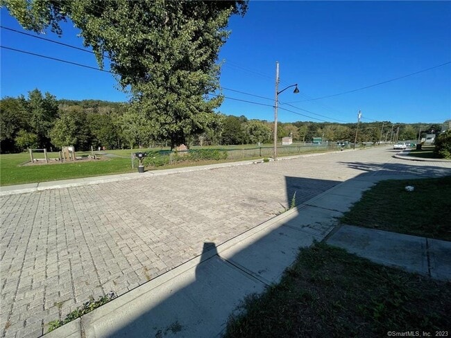 Foto del edificio - 79 River St