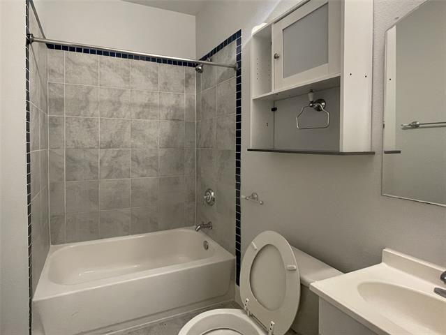 Foto del edificio - 4204 Cabell Dr