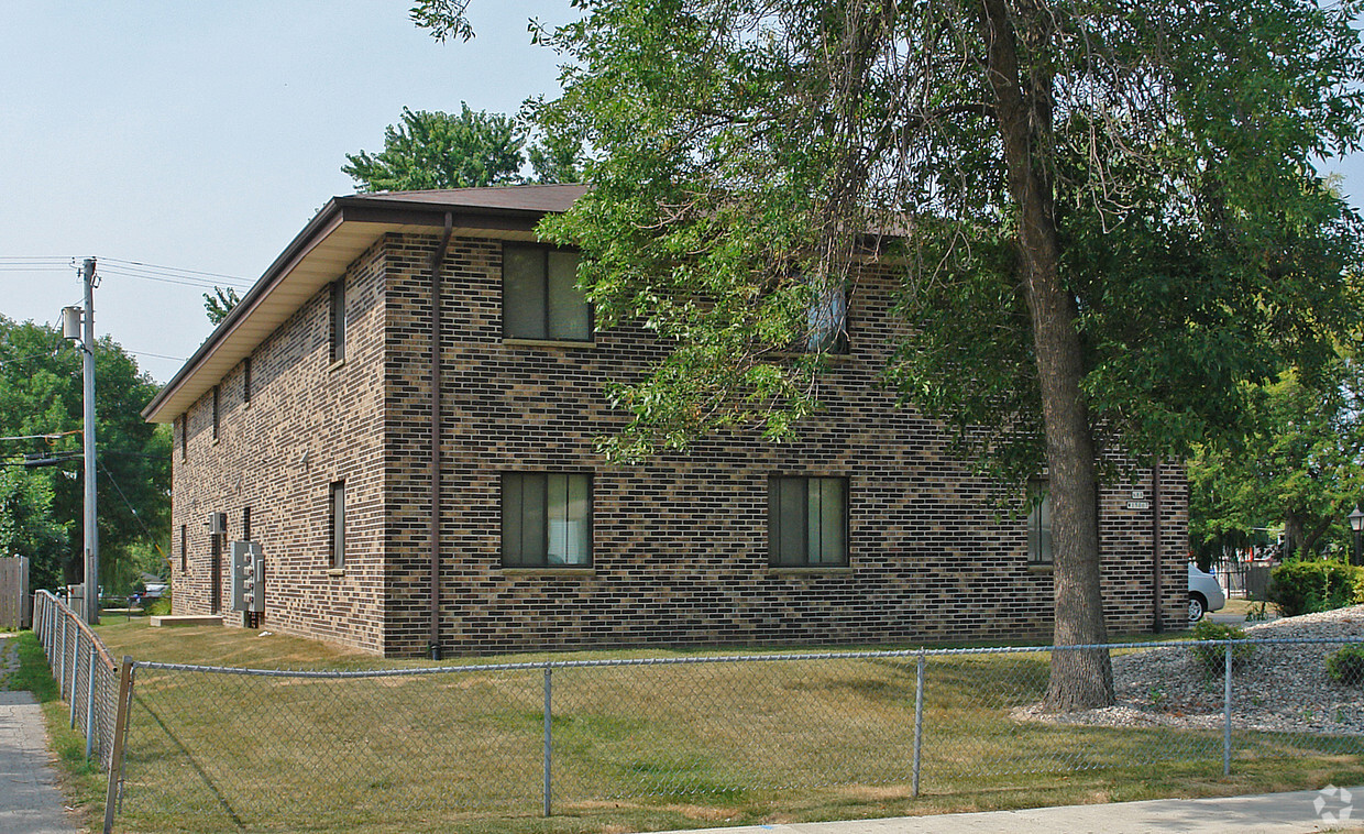 Primary Photo - Cleveland Terrace Apartments