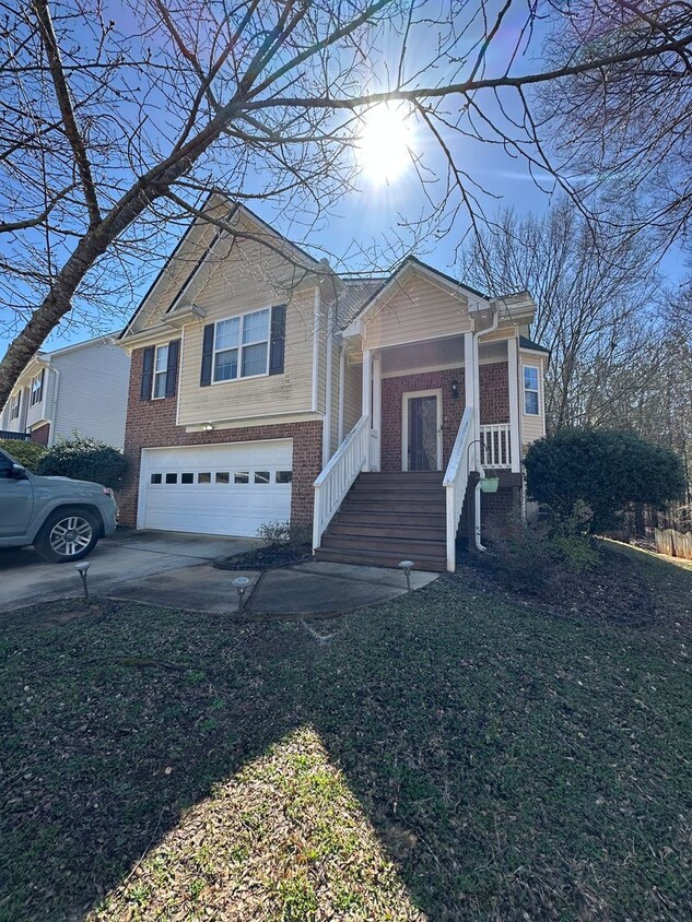 Primary Photo - 3 Bedroom house near UGA's Vet School.