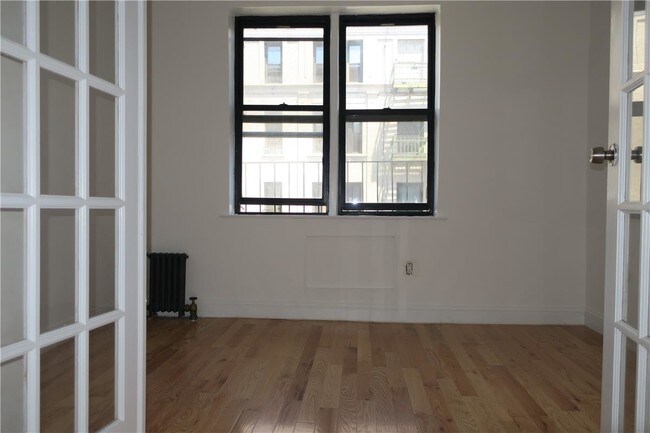 Building Photo - 70 Avenue A