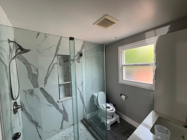 Building Photo - 903 Key Rte Blvd