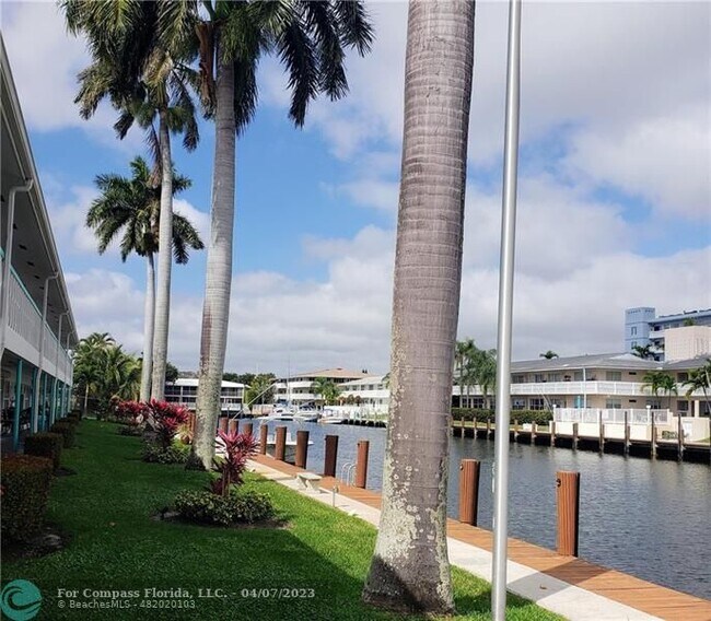 Foto del edificio - 2841 NE 32nd St