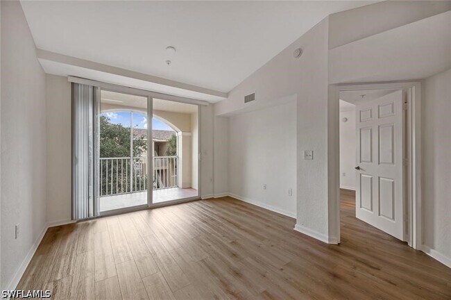 Building Photo - 4122 Residence Drive