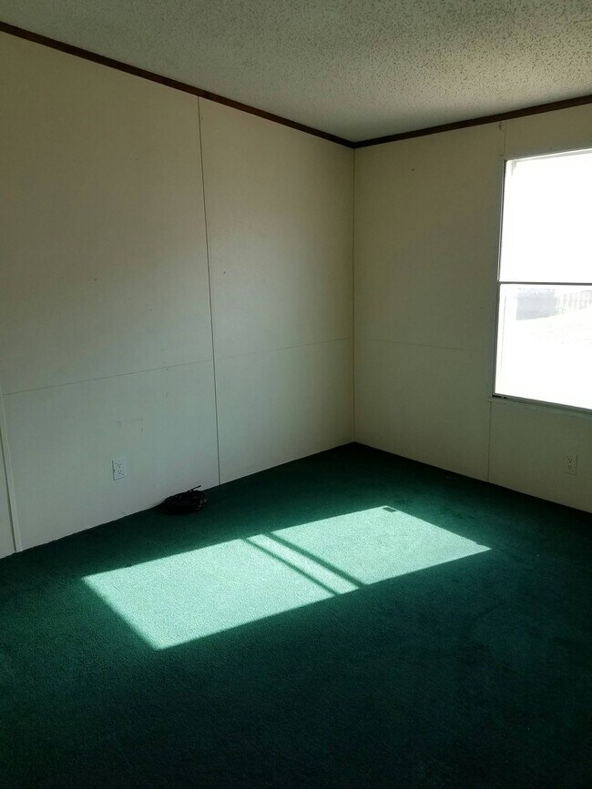 Foto del edificio - 2493 Webster Rd