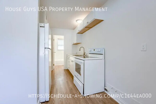 Foto del edificio - 15216 Bellaire Ave