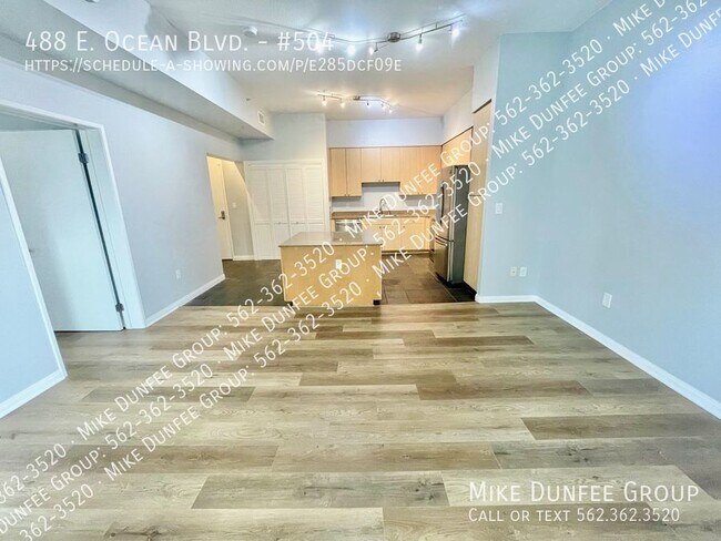 Building Photo - Upgraded One Bedroom Condominium at AQUA T...