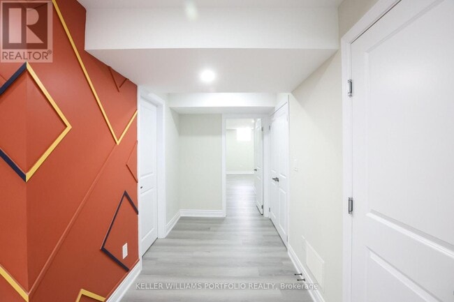 Building Photo - 99 Hurst Dr