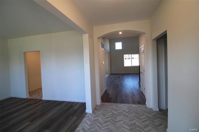 Building Photo - 615 Strathclyde Dr
