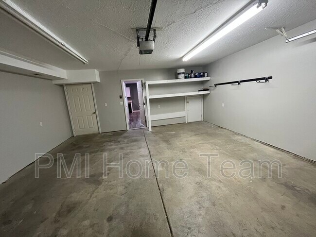 Building Photo - 2243 Sugar Factory Rd