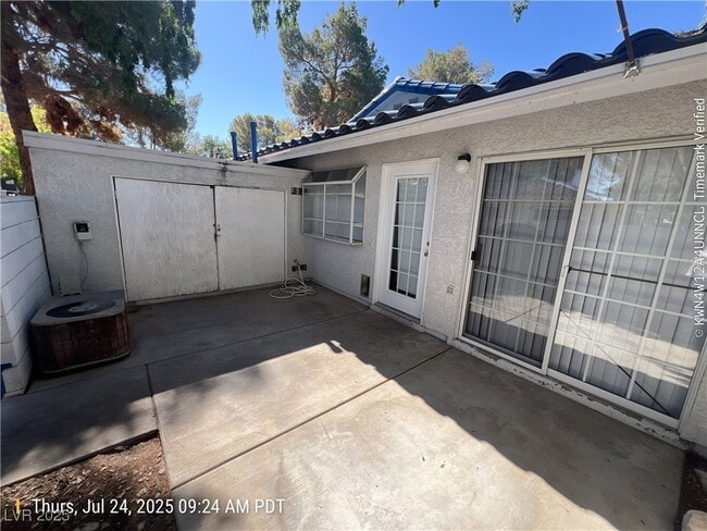 Building Photo - 2137 Petersham Ct