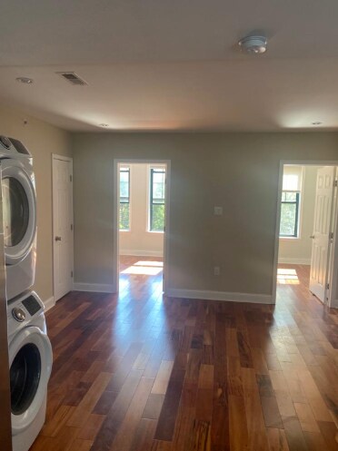 Foto del edificio - 3639 Lancaster Ave