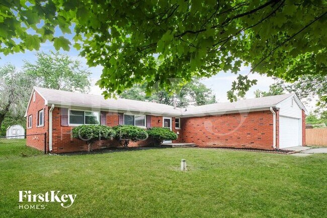 Foto del edificio - 5564 Northland Rd