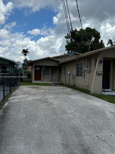 Foto del edificio - 3633 SW 5th Terrace