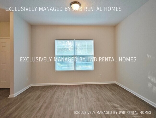 Building Photo - 13638 Hollings St