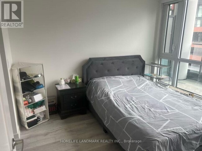 Building Photo - 70 Princess St