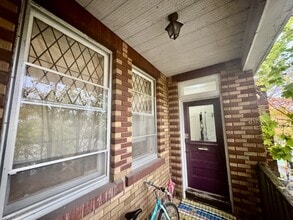 Building Photo - 86 Wurtemburg St