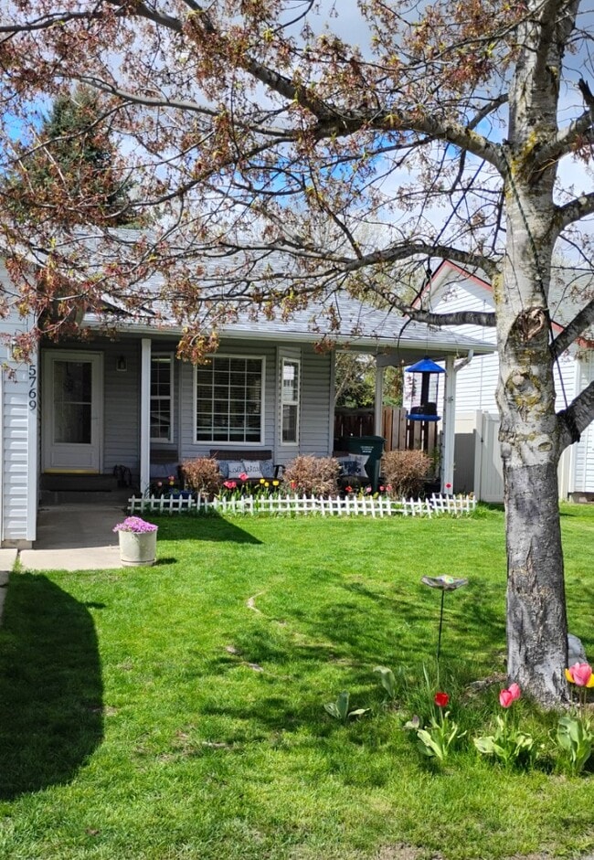 Building Photo - 5769 N Lachaise Ln