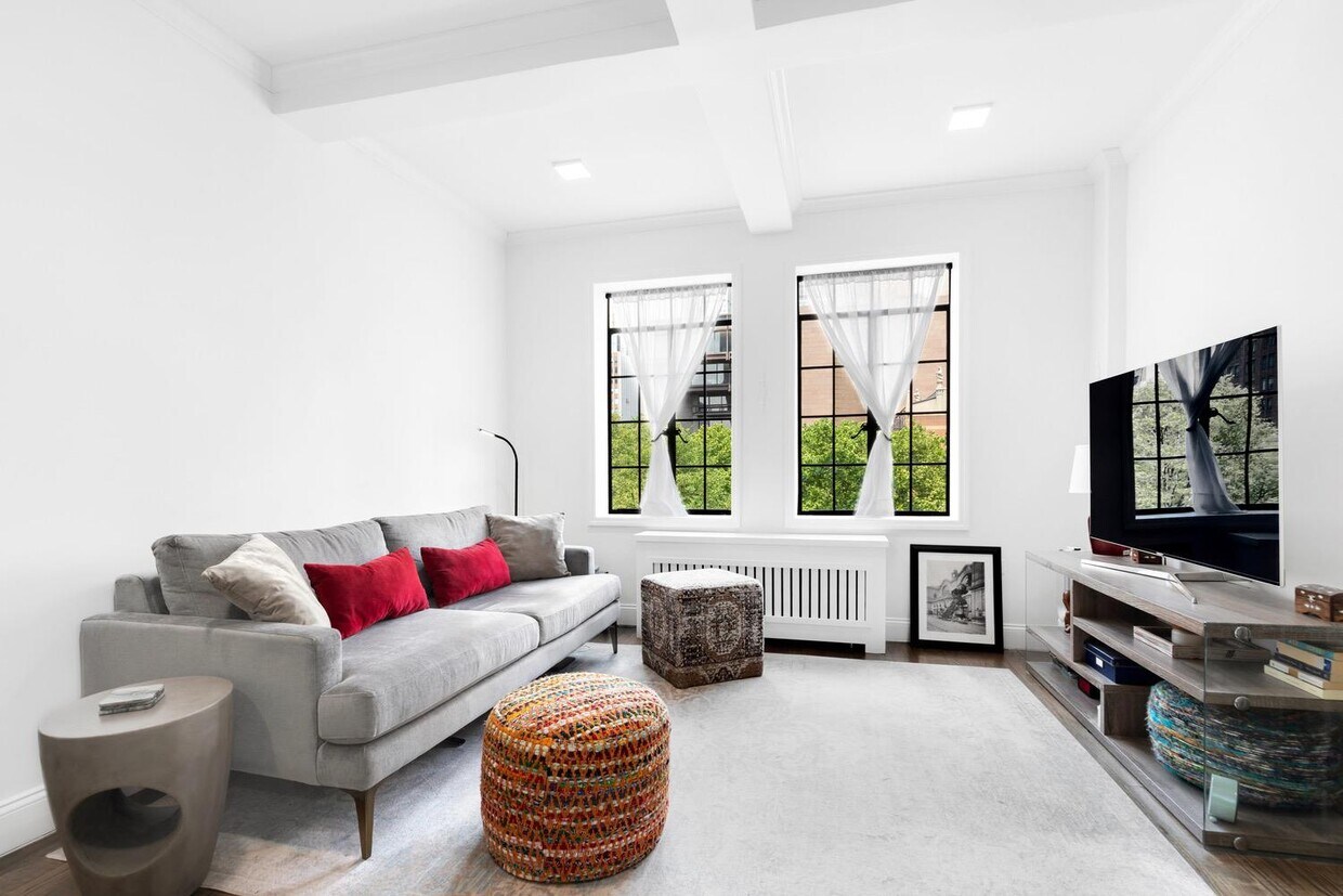 45 Tudor City Pl Unit 811, New York, NY 10017 Room for Rent in New