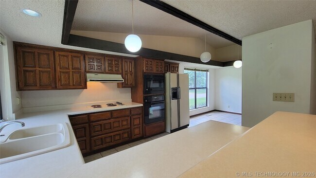 Foto del edificio - 4027 E 82nd Pl