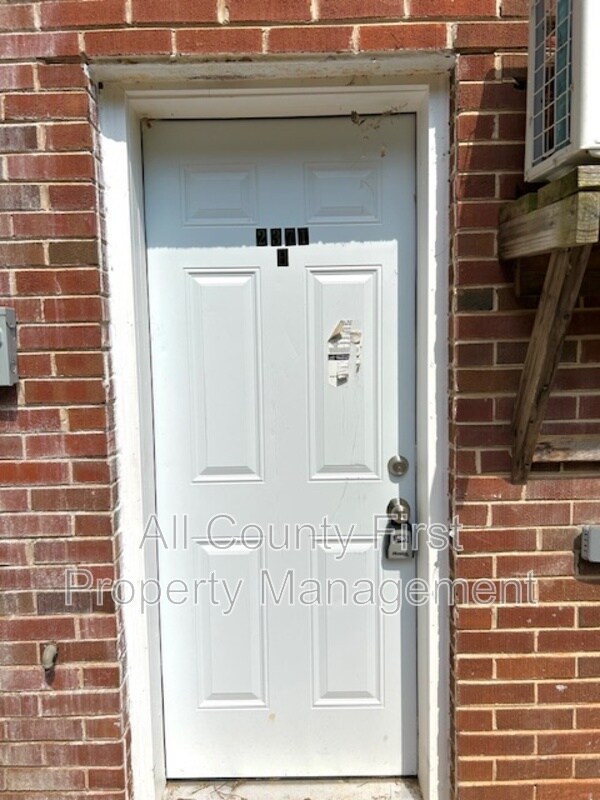 Foto principal - 2371 Whites Mill Rd