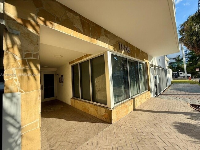 Photo - 1605 Bay Rd Apartment