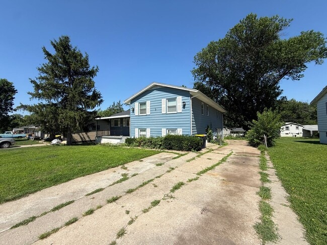 Building Photo - 4214 Hardesty Ave